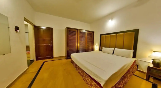 6bhk Villa With Private Pool and Fountain, Prenota Villa Nerul 