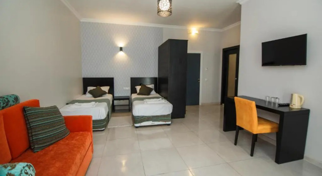 Bude, Book Hotel Gonio 