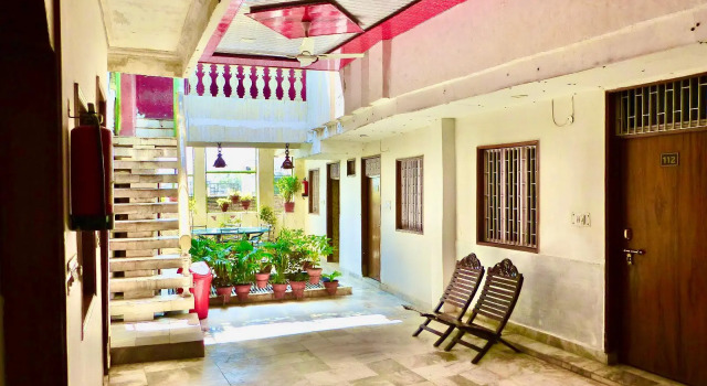 Hotel Saniya Palace