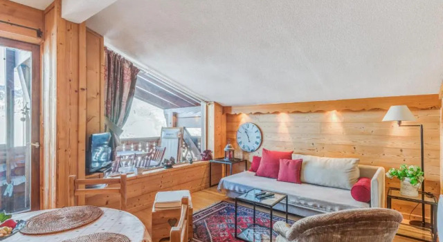 Апартаменты Cozy 2-bedroom with terrace overlooking the valley of Megeve Welkeys