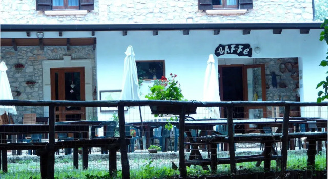 Rifugio Sfilzi - Foresta Umbra, Buchen Sie Hotel Hotels in Foresta Umbra mit Frühstück, Frühstück
