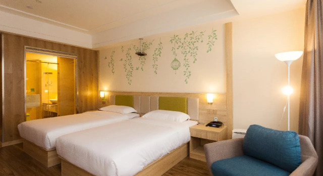 ibis Styles NT Shimao Plz