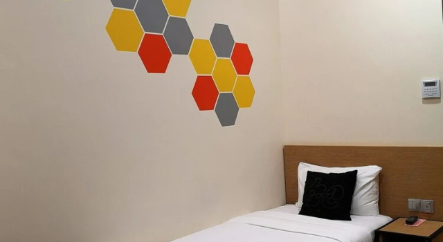 Одноместный номер Economy Qlio Hotel
