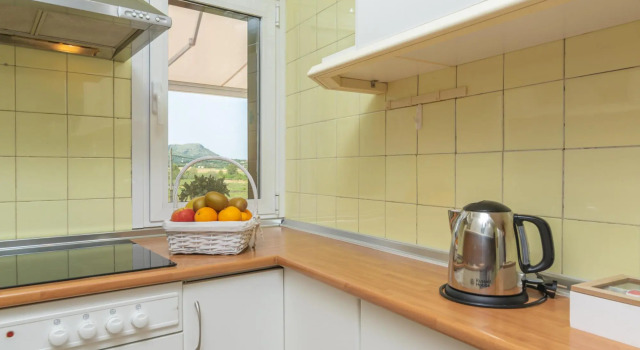 SA FORNERA - Wonderful apartment in first sea line and with free WiFi, Buchen Sie Ferienwohnung Alcúdia Mallorca