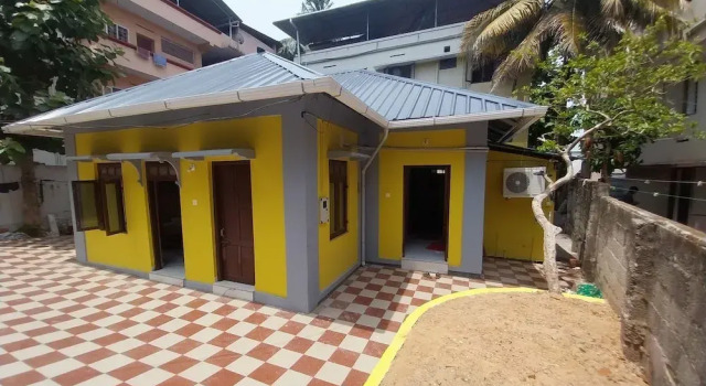 Hostel Gandhi Thiruvananthapuram, Забронировать Хостел Хостелы штата Кералы, Хостел