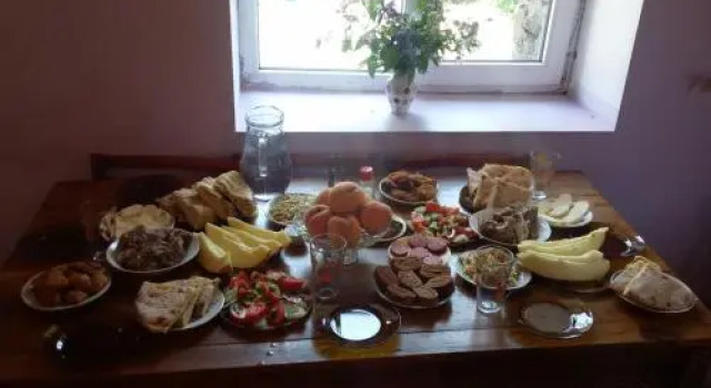 Vodo's Guesthouse, จอง โรงแรม Chvabiani Samegrelo Zveno-Svaneti