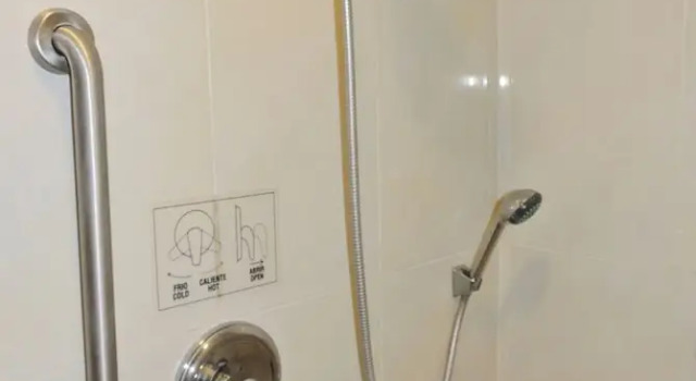 Полулюкс Holiday Inn Reynosa Industrial Poniente by IHG