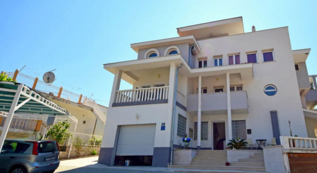 Apartment Anđa Trogir/Slatine 29571