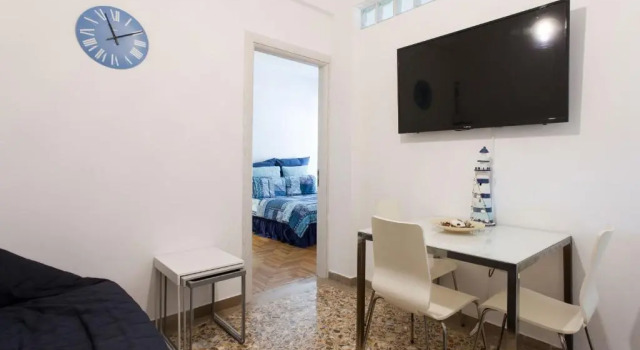 Апартаменты Lovely 2 Bedroom apt in Metaxourgio Center