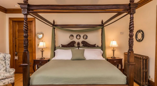 Двухместный номер Luxury с видом на сад Honeybee Inn Bed & Breakfast