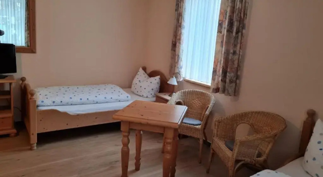 Standard Twin room Pension Breitenborn