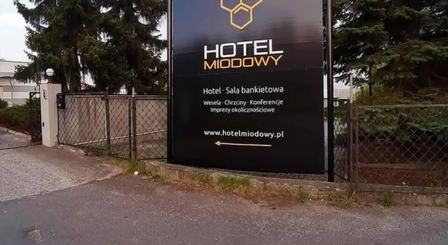 Hotel Miodowy, Забронировать Отель  