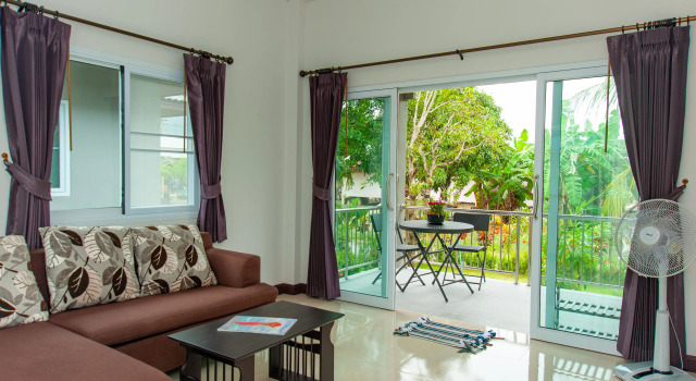 Коттедж Classic Cozy cottage with kitchen of Maenam 4