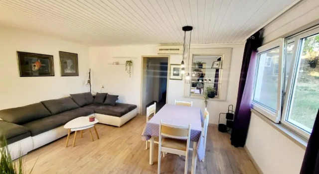 Апартаменты с 2 комнатами с балконом и с красивым видом из окна Apartments Buktenica