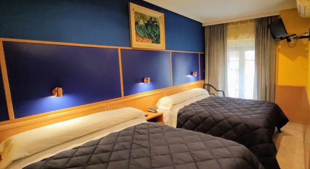 Четырёхместный номер Standard Trípolis Toledo