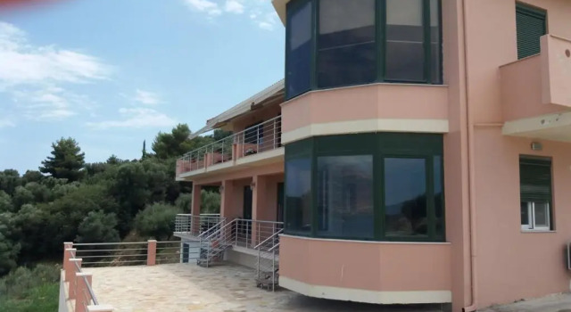 Loggos view apartments