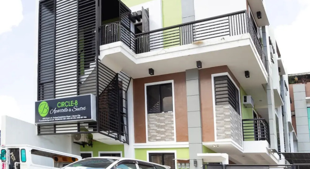 Circle-b Apartelle & Suites, Boek Hotel Hotels in Mindanao met parkeren, Parkeren