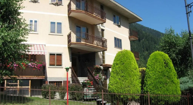 Lander Residence, Забронировать Отель Арта-Терме 