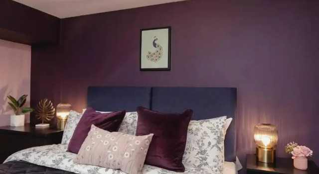 Short Walk to I360 and Beach 5 Condo With Patio