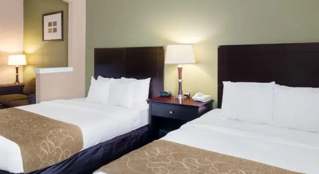 Номер Standard Quality Suites Irving-Las Colinas
