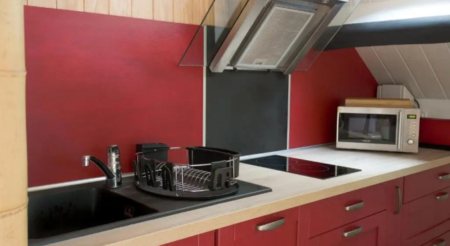 Studio cosy perché dans les arbres au coeur du Périgord proche Sarlat, Reserva ahora Apartamento Castels 