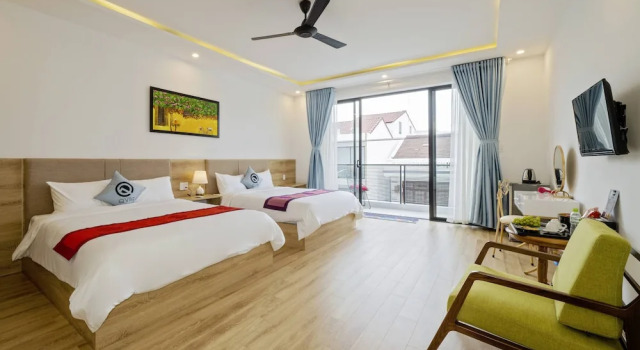 Семейный номер Standard с балконом и с видом на город Q Villa Hoi An