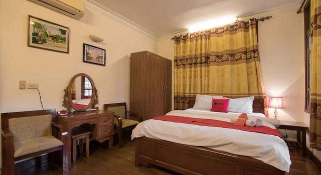 RedDoorz near Nha Tho Street, Rezervovat Hotel Hoan Kiem Hanoj