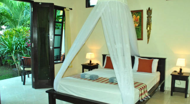 Giri Sari Guest House Pemuteran Bali, Забронировать Гостевой дом Отели провинции Бали с завтраком, Завтраки