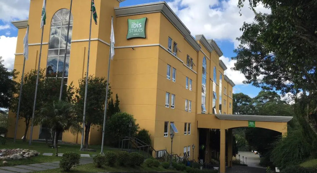 Hotel Nacional Inn Curitiba Santa Felicidade, Забронировать Отель Отели Santa Felicidade 3 звезды, 3*