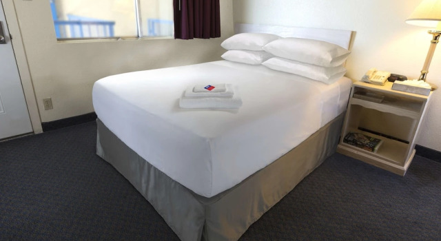 Номер Standard Americas Best Value Inn Elm Creek