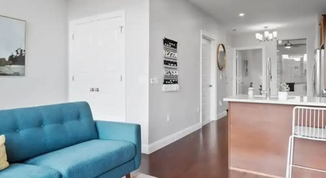 Cozysuites Modern 1BR PPG Paints Arena Pitts