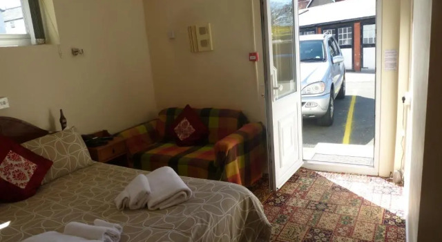 Двухместный номер Standard Whitehall Guest House