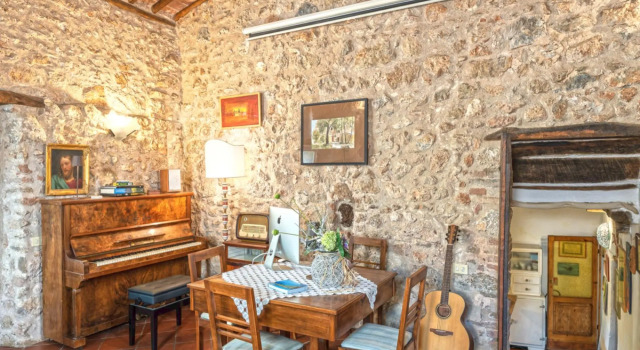 Podere Lorena Authentic famrhouse with pool immersed in the countryside-Podere Lorena, Забронировать Отель Монтериджони Кьянти