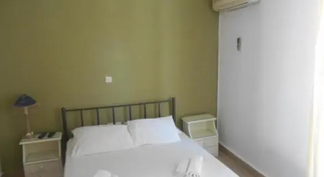 Mina Apartments