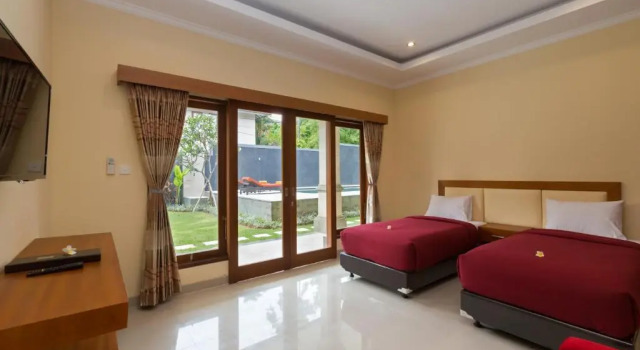 Люкс с видом на бассейн Kubu Petitenget Suite Seminyak