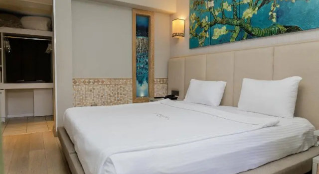 Двухместный номер Standard с балконом и с видом на сад Bodrium Hotel & Spa - City Center