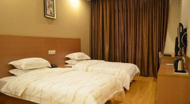 Moli Huakai Hotel Fashion Square, Book Hotel Hoteller i Shashi med parkering, Parkering
