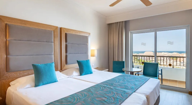 Двухместный номер Standard с балконом и с частичным видом на море 3HB Guarana - All Inclusive