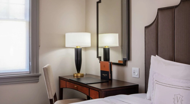 Двухместный номер Premium с видом на город The Virginian Lynchburg, Curio Collection By Hilton
