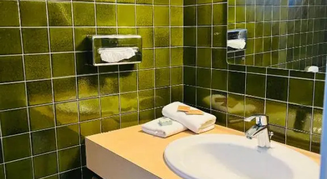 Номер Economy Le Mas Des Aigras - Hôtel & Restaurant de Charme en Provence