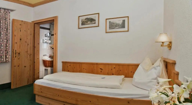 Одноместный номер Standard с балконом Alpenpark Resort Superior