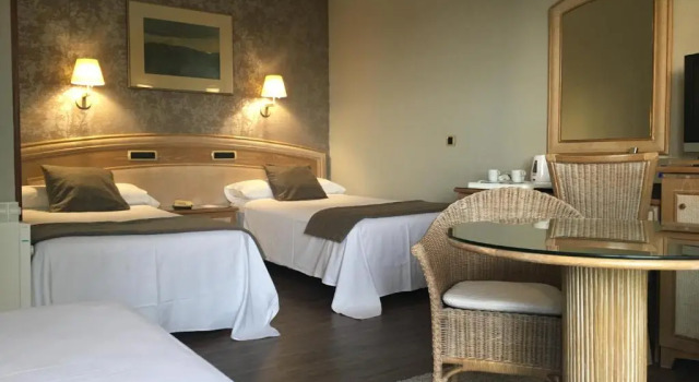 Трёхместный номер Standard Las Rocas Playa Hotel