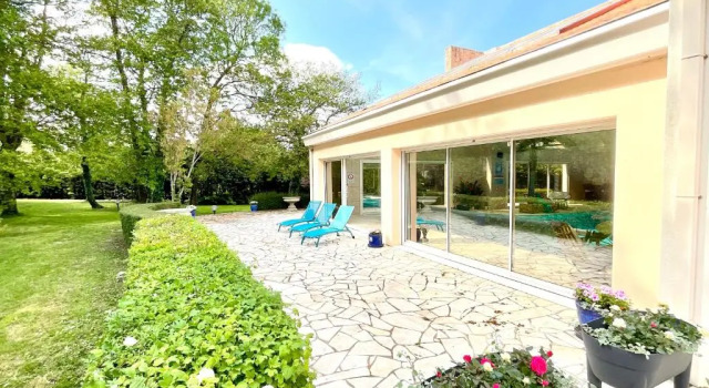 Номер Standard Les Jardins de la Muse, piscine couverte, spa et fitness
