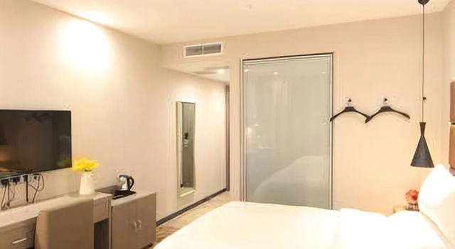 Eucalyptus Forest Movie Theme Hotel (Chongqing Jiangbei International Airport), Prenota Hotel Hotel a Chongqing Area con parcheggio, Parcheggio