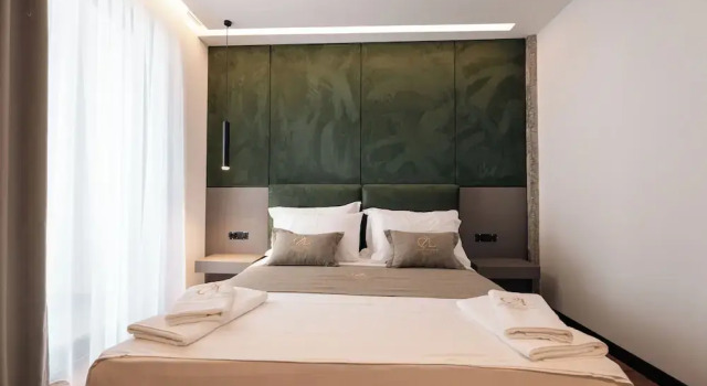 Cuni Luxury Hotel
