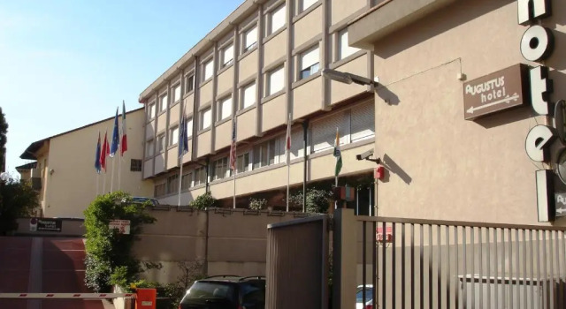 Augustus Hotel