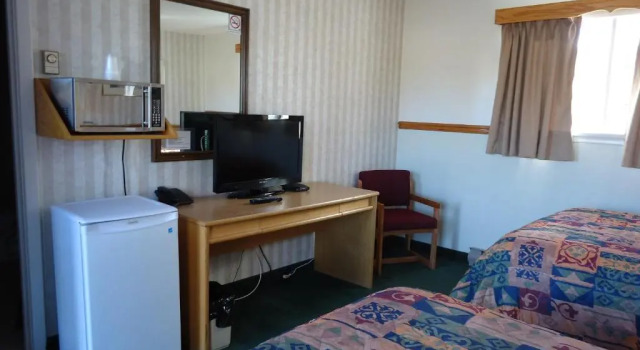 Kingsway Inn, Varaa Motelli Thunder Bay Ontario