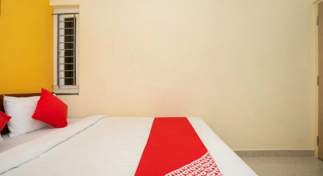 Oyo 35628 Krishna Comforts, Rezervovat Hotel Hotely v Bangalore s parkováním, Parkování