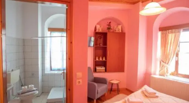 Guesthouse Gkoura, จอง โรงแรม Sirákon Tzoumerka