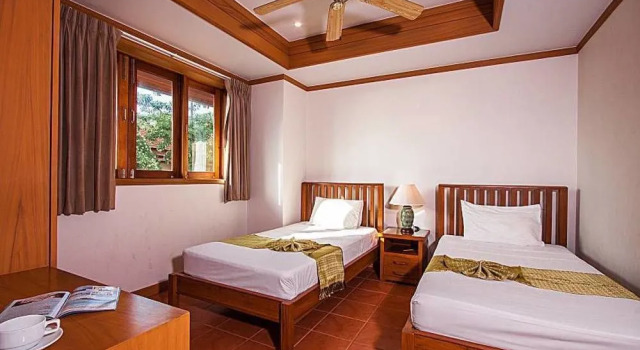 Ban Talay Khaw T15 - 2 villas each with 3 bedrooms